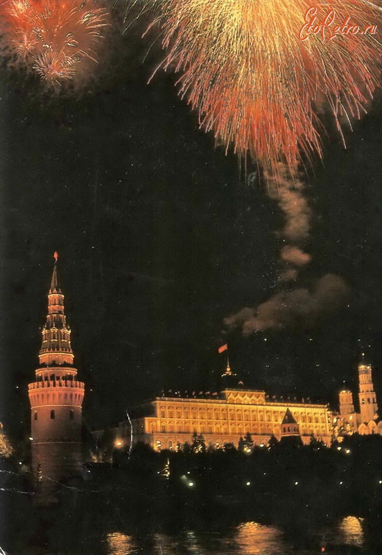 Ретро открытки - Москва праздничная