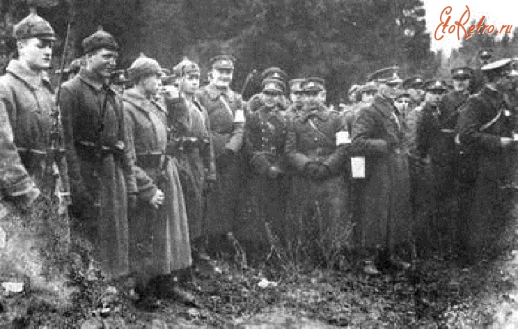 Литва - Красноармейцы и литовские военнослужащие. Осень 1940 г.
