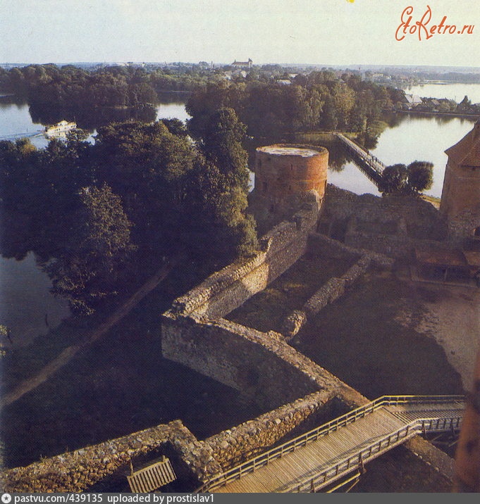 Литва - Вид на юго-восточную башню