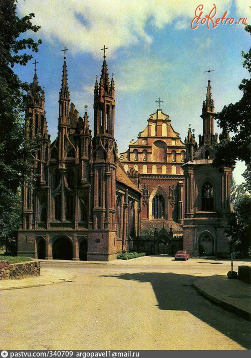 Вильнюс - Костелы св. Анны и Бернардинцев