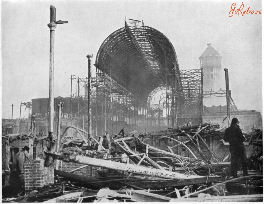 Лондон - 20 ноября 1936 Хрустальный Дворец был уничтожен. Великобритания , Англия , Большой Лондон