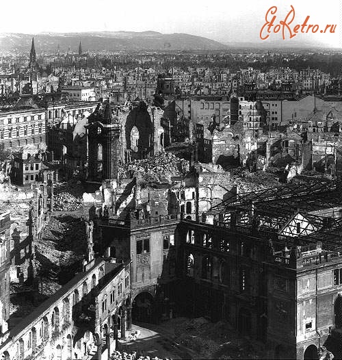 Дрезден - Вид с ворот Георгия