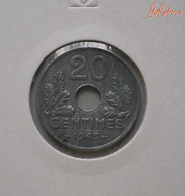 Старинные деньги (бумажные, монеты) - 20 сантим; 1943 г. в. Франция, в холдере.ОККУПАЦИЯ