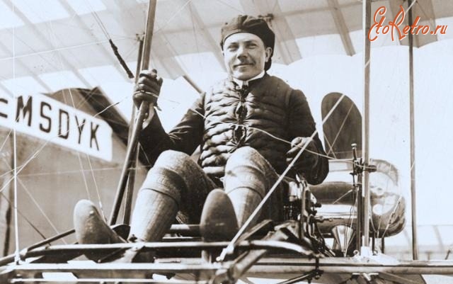 Ретро знаменитости - Первый русский дипломированный лётчик