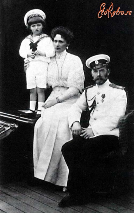 Ретро знаменитости - Николай II, Императрица Александра Федоровна и Алексей.