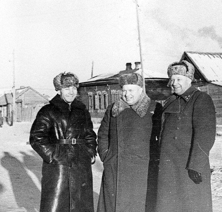 Ретро знаменитости - Н.С. Хрущев под Сталинградом 1943