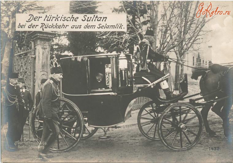Ретро знаменитости - Турецкий султан Мехмет в экипаже. Турция, 1914-1918