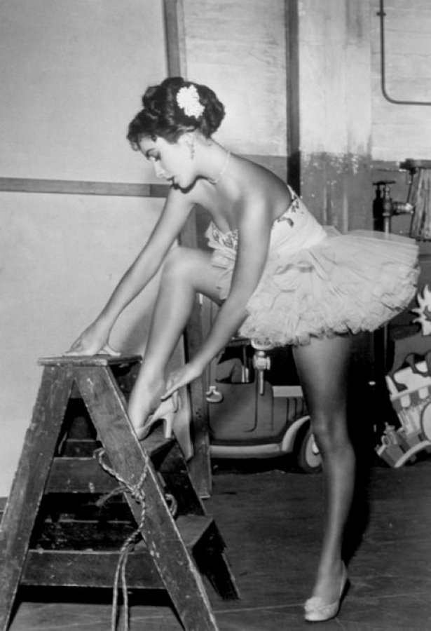 Ретро знаменитости - Элизабет Тейлор в 19 лет, 1951 г.