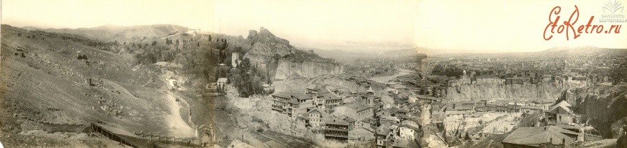 Грузия - Панорама исторической части Тифлиса