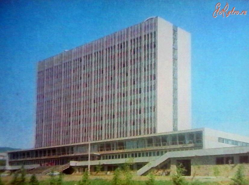 Тбилиси - Тбилиси. Государственный университет. Новый корпус