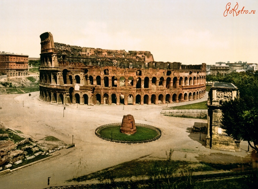 Рим - Colosseum and Meta Sudans.