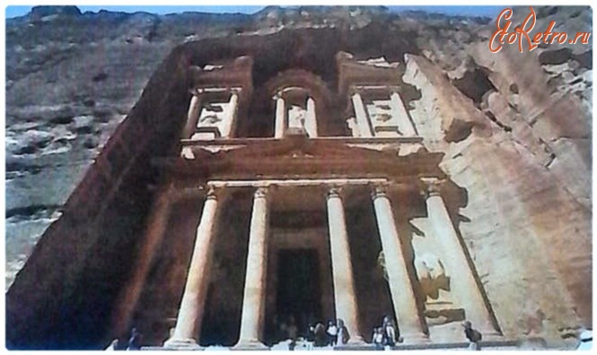 Иордания - Петра. Набатейский храм Эль-Хазне