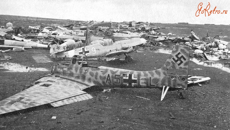 Авиация - Разбитые немецкие самолеты. Ю-87, Me-109 и другие