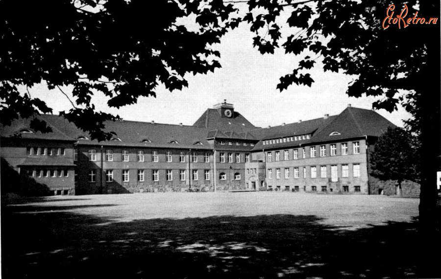 Бохум - Oberrealschule-hof. 1960-g.
