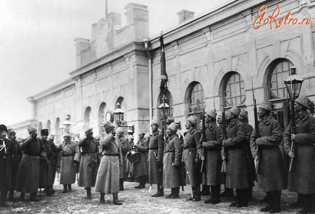 Турция - Встреча Императора Николая II на вокзале в Сарыкамыше.
