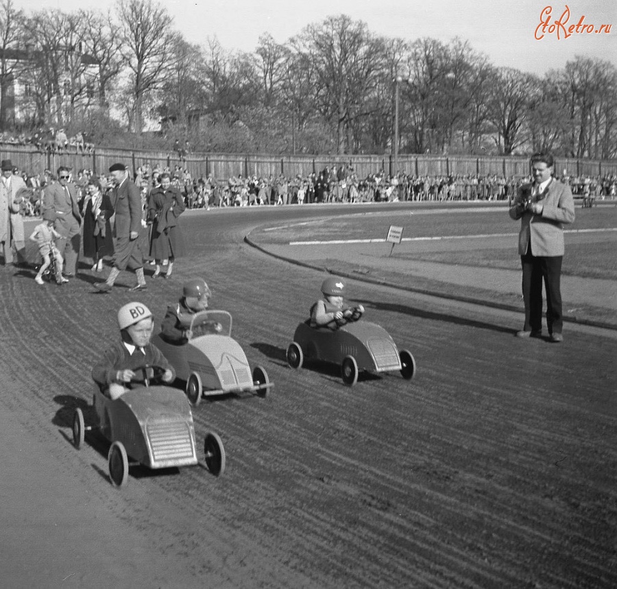 Швеция - Детские гонки на автомобилях