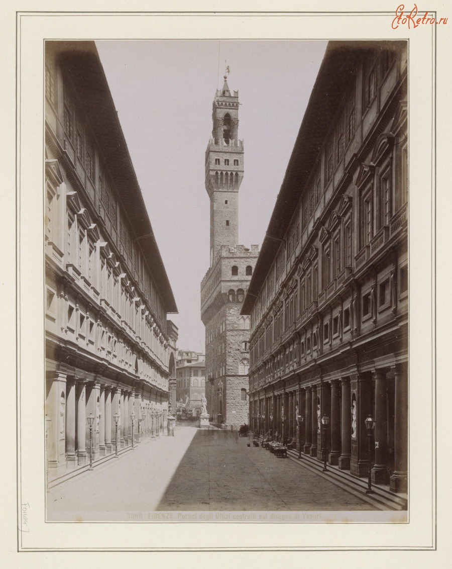 Флоренция - Вид на Галерею Уффици в центре Палаццо Веккьо