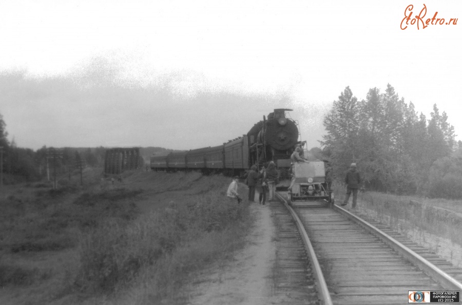 Железная дорога (поезда, паровозы, локомотивы, вагоны) - Паровоз Л-5093 и дрезина ТД5 во время ретропоездки на участке Торжок-Соблаго.Тверская обл.