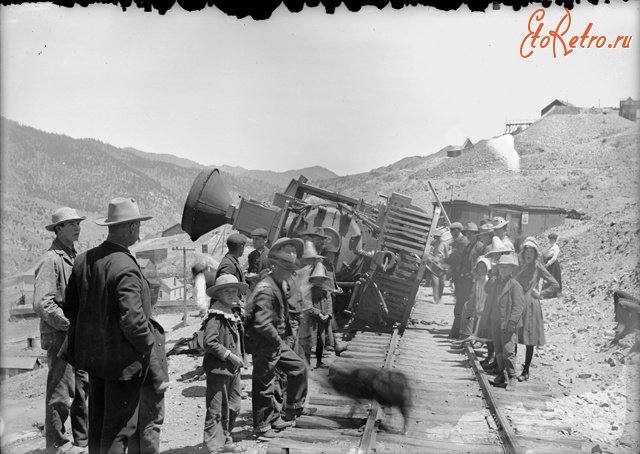 Железная дорога (поезда, паровозы, локомотивы, вагоны) - Крушение паровоза 13 на Южной ж.д.,штат Колорадо.