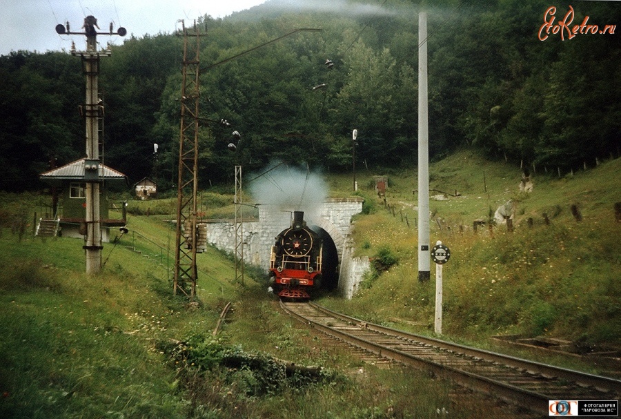 Железная дорога (поезда, паровозы, локомотивы, вагоны) - Паровоз Су250-74 с туристичеким поездом на перегоне Гойтх-Индюк,Краснодарский край
