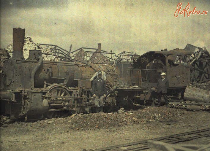 Железная дорога (поезда, паровозы, локомотивы, вагоны) - Паровоз разбитый артогнем,Анси,Франция