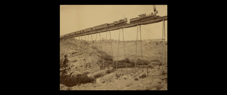 Железная дорога (поезда, паровозы, локомотивы, вагоны) - Поезд на мосту Greec Bridge