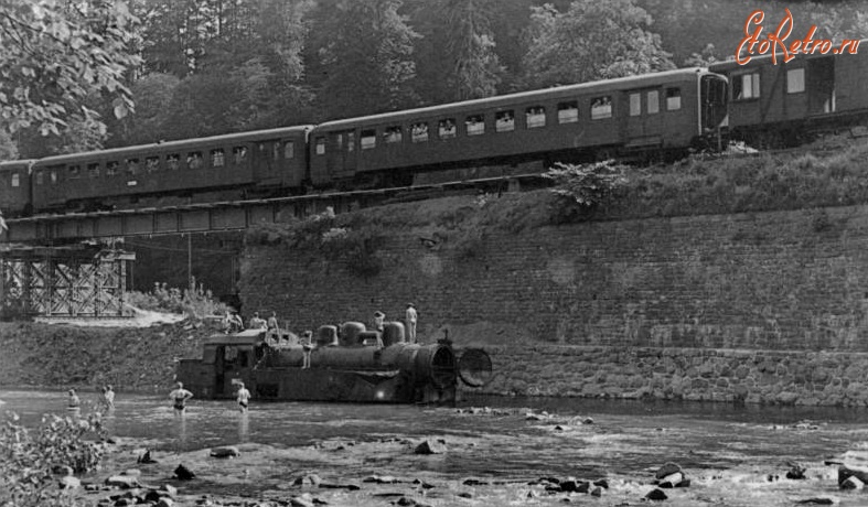 Железная дорога (поезда, паровозы, локомотивы, вагоны) - Крушение близ города Фридлант,Чехия