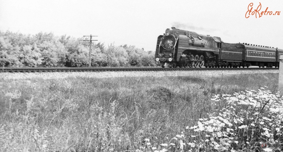 Железная дорога (поезда, паровозы, локомотивы, вагоны) - Паровоз П36 с пассажирским поездом