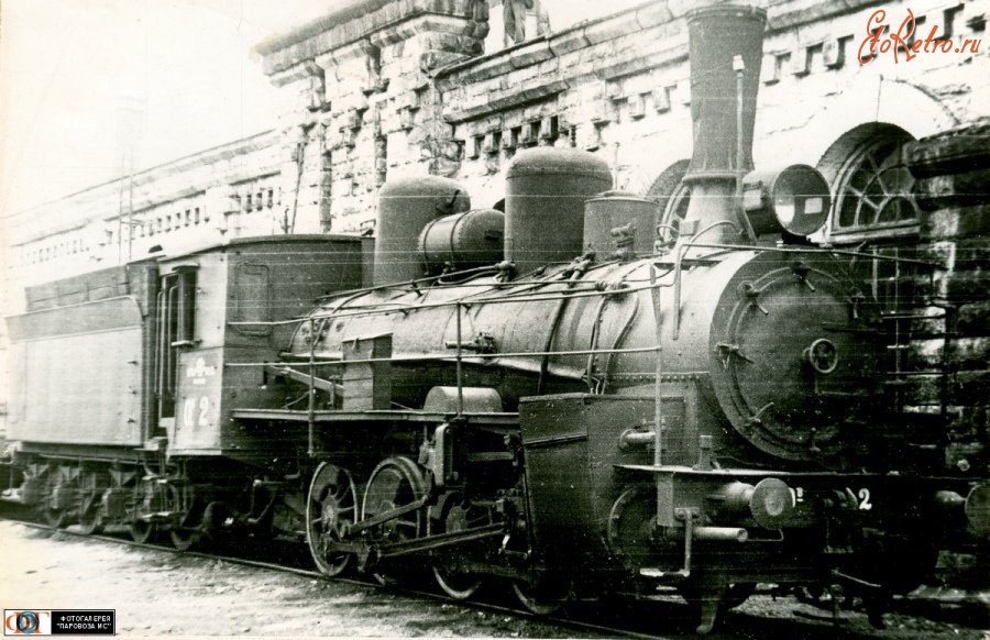 Железная дорога (поезда, паровозы, локомотивы, вагоны) - Паровоз Ов-2 в депо Златоуст