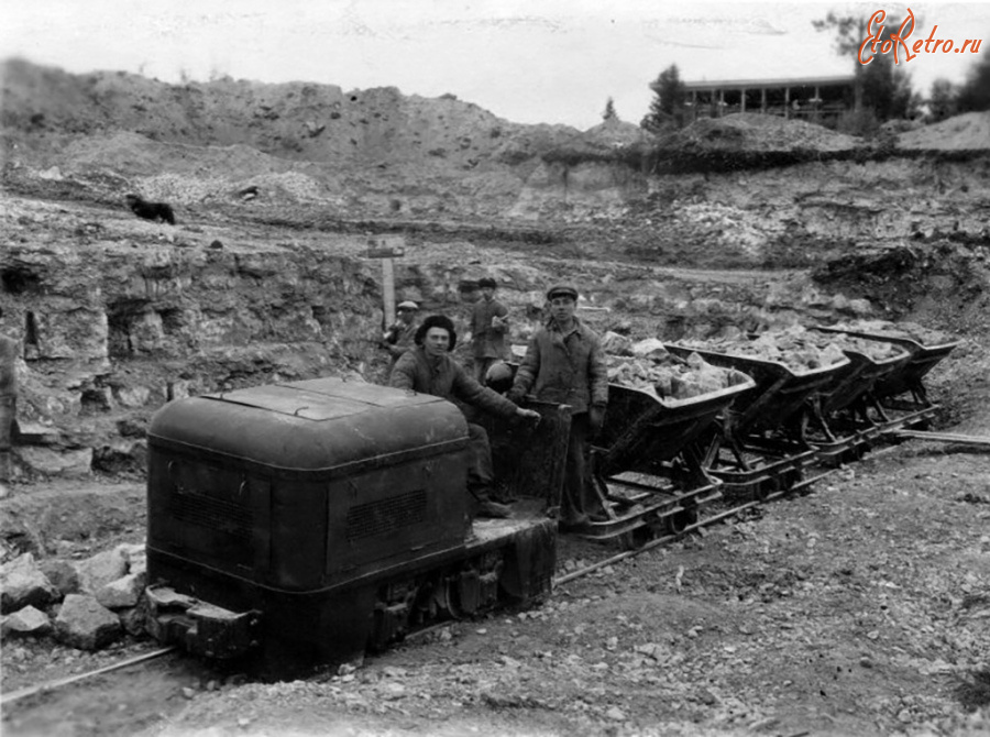 Железная дорога (поезда, паровозы, локомотивы, вагоны) - Мотовоз Т-60 с вагонетками