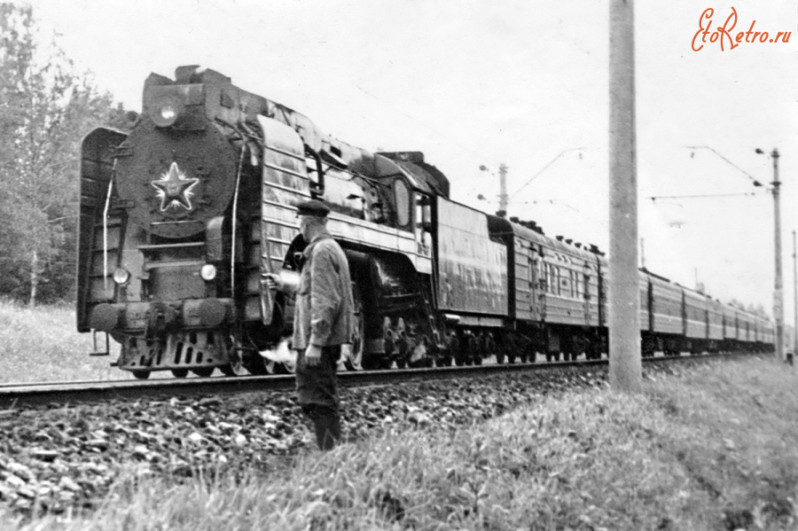 Железная дорога (поезда, паровозы, локомотивы, вагоны) - Паровоз серии П36 с поездом