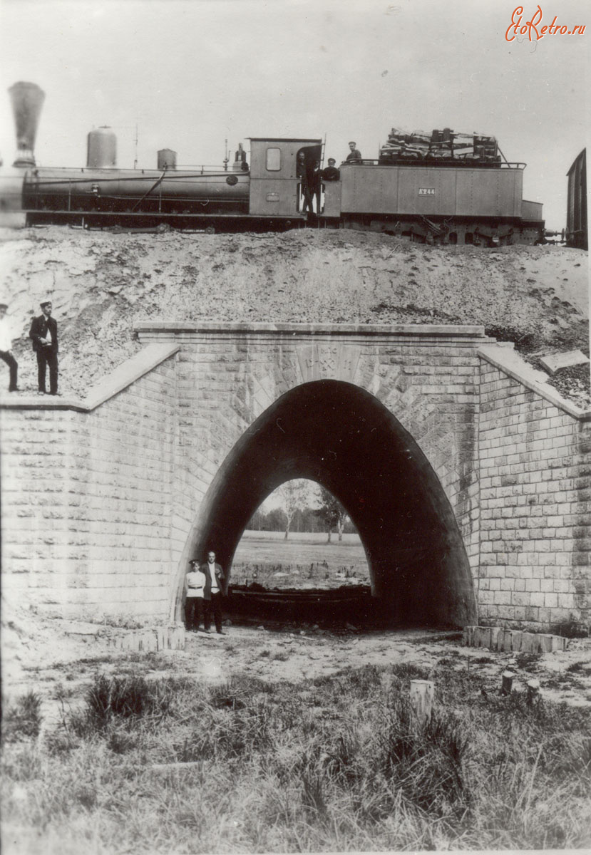 Железная дорога (поезда, паровозы, локомотивы, вагоны) - Паровоз Ан-244 над водопропускным сооружением близ ст.Муром