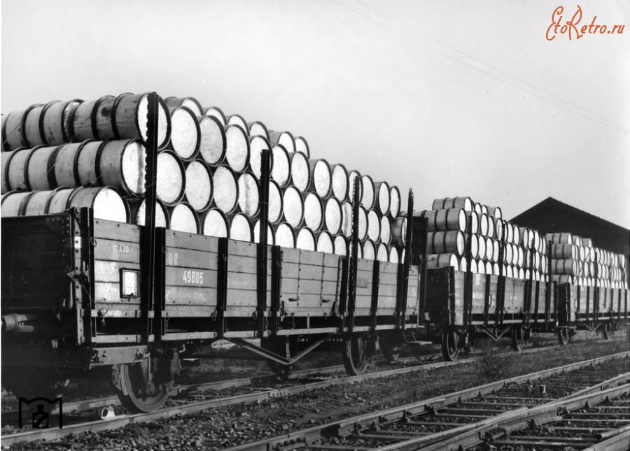 Железная дорога (поезда, паровозы, локомотивы, вагоны) - Эшелон с пивными бочками