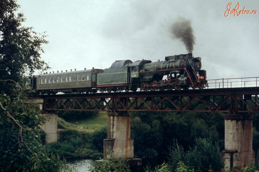 Железная дорога (поезда, паровозы, локомотивы, вагоны) - Паровоз Л-4375 с поездом 