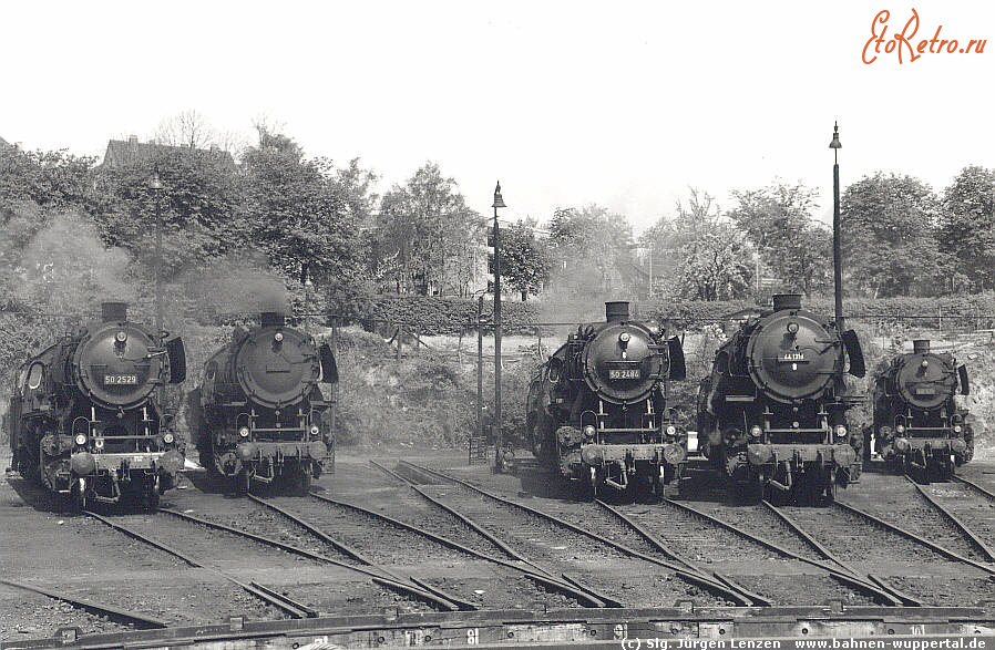 Железная дорога (поезда, паровозы, локомотивы, вагоны) - Паровозы в депо Вохвинкель