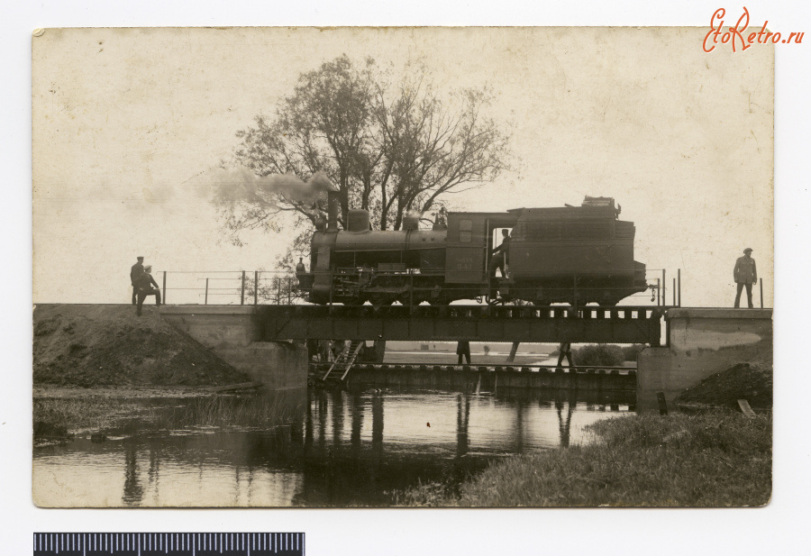 Железная дорога (поезда, паровозы, локомотивы, вагоны) - Паровоз коломенского типа 63 на испытании моста