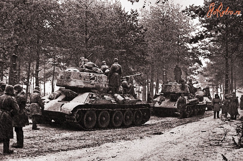 Войны (боевые действия) - Советские танки перед наступлением 13 января 1945 г.