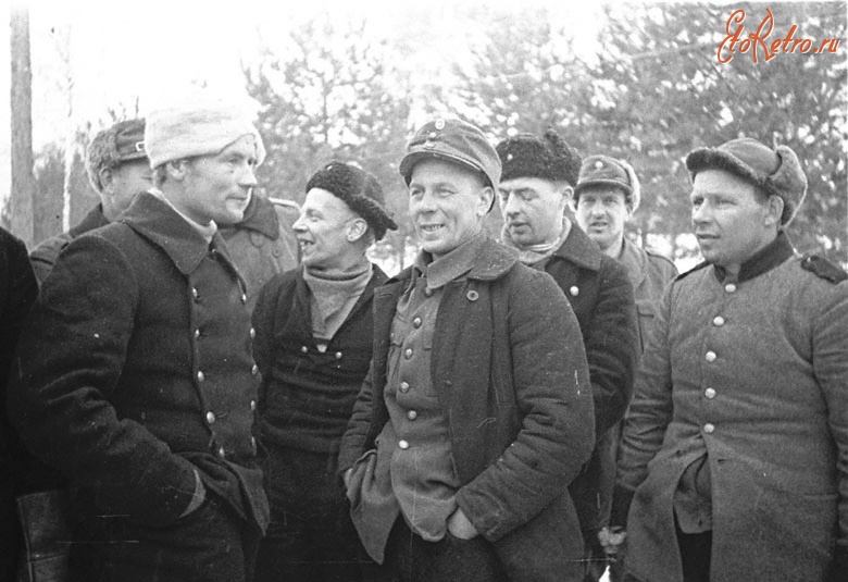 Войны (боевые действия) - Группа пленных финнских бойцов