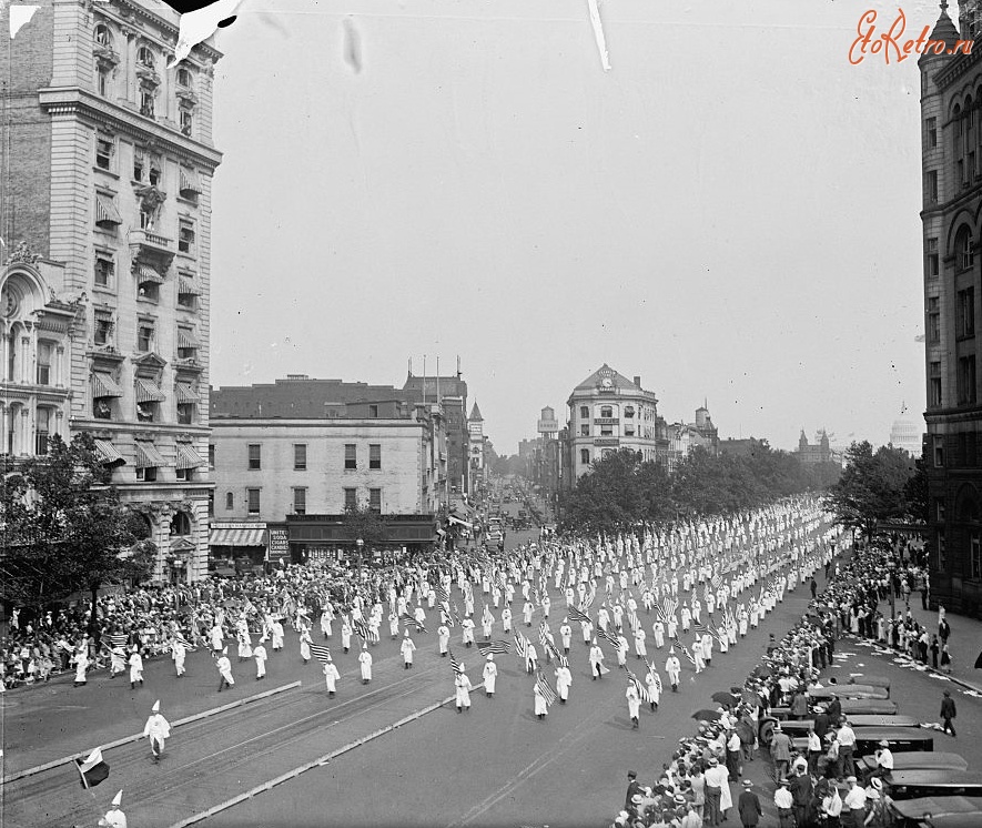 Вашингтон - Вашингтон. Парад Ку-клукс-клана 8 августа 1925 года.