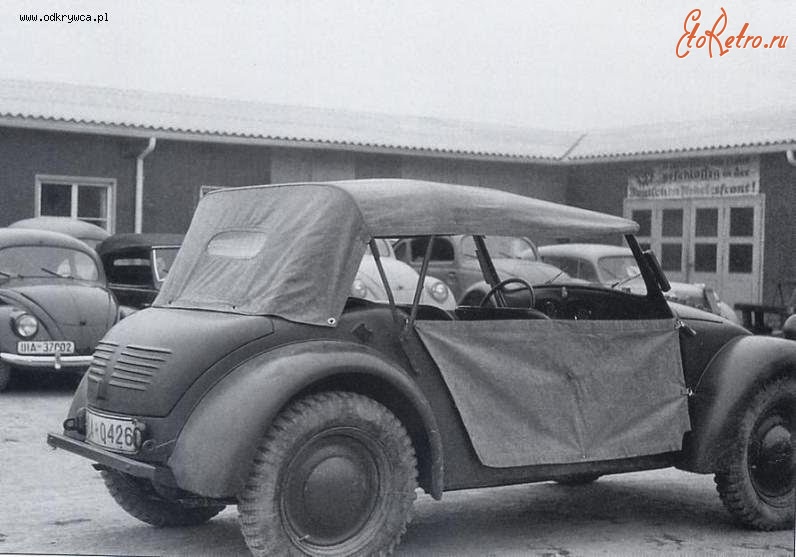 Немецкий пластиковый автомобиль