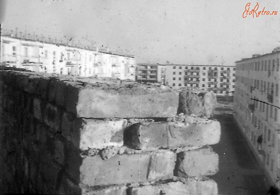 Каспийск 1993. Старый каспийск фотогалерея. Старый каспийск. Площадь каспийска города. Старый каспийск.