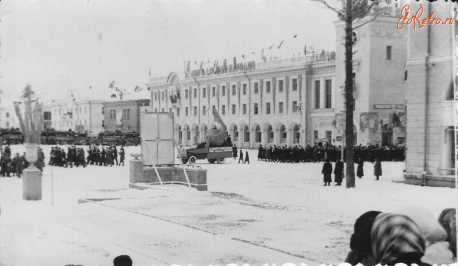 Ангарск - Демонстрация 7-го ноября 1959 г.