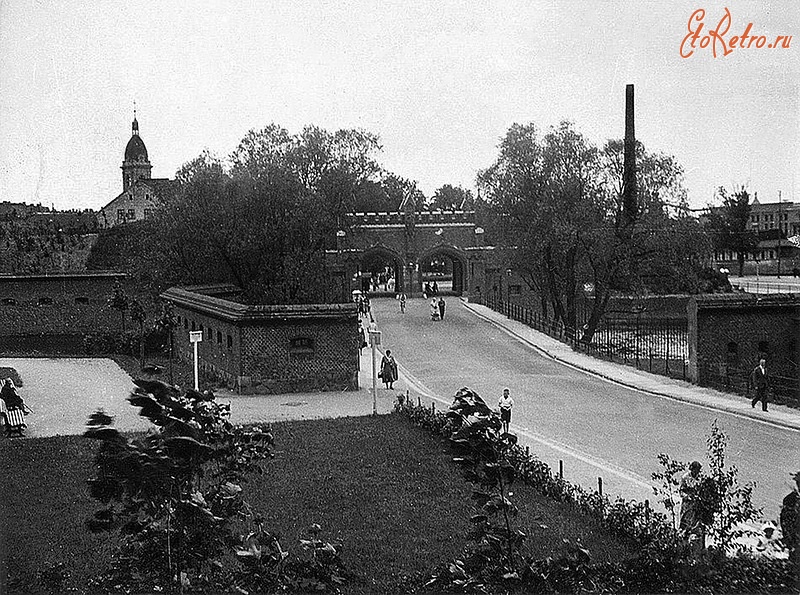 Калининград - Калининград (до 1946 г. Кёнигсберг). Фридландские ворота