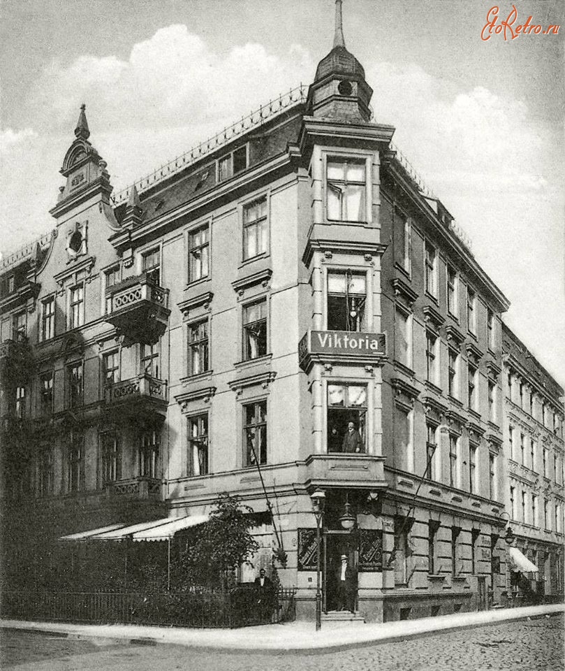 Калининград - Кёнигсберг. Отель «Виктория», напротив Восточного вокзала.
