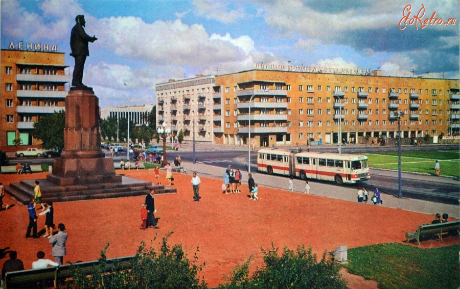 Калининград - Калининград. Площадь М. И. Калинина.