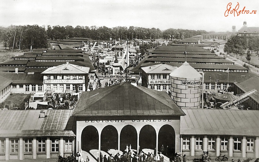Калининград - Кёнигсберг. Вид со здания Хандельсхоф (сегодня здание мэрии) на Немецкую восточную ярмарку