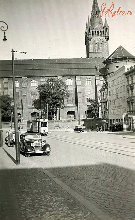 Калининград - Кёнигсберг. Fritz-Tschierse-Platz (бывш. Gesekusplatz).