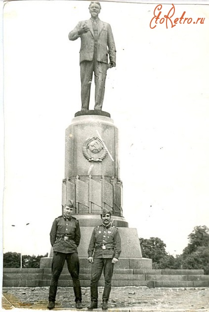 Калининград - Памятник Калинину