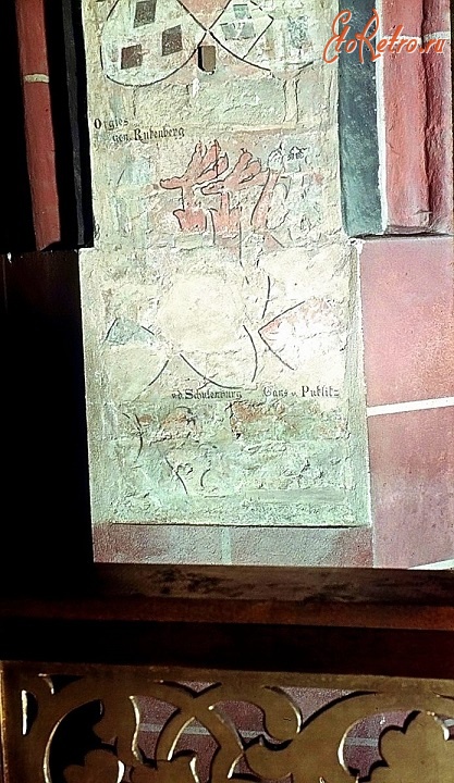 Калининград - Кёнигсберг. Росписи на колоннах Кафедрального собора. (1367-1400).