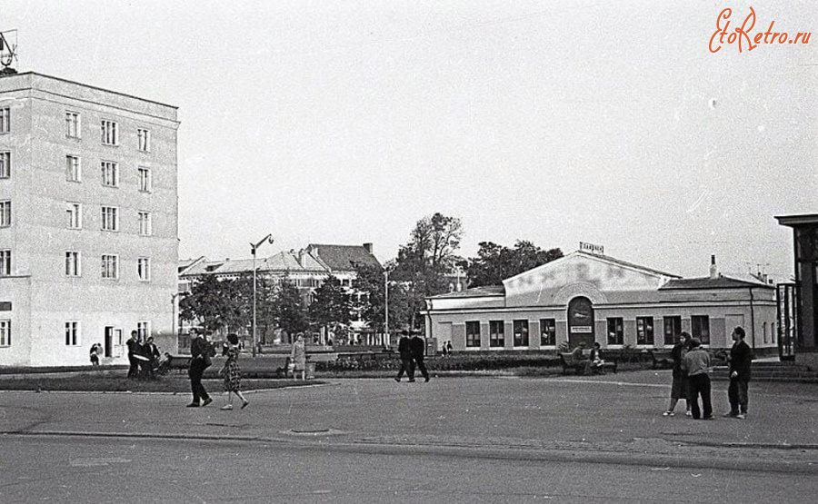 Калининград - Здание автовокзала/аэровокзала.